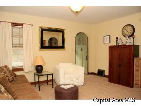 2438 South 7th Street Springfield, IL 62703 - Photo 4 of 8