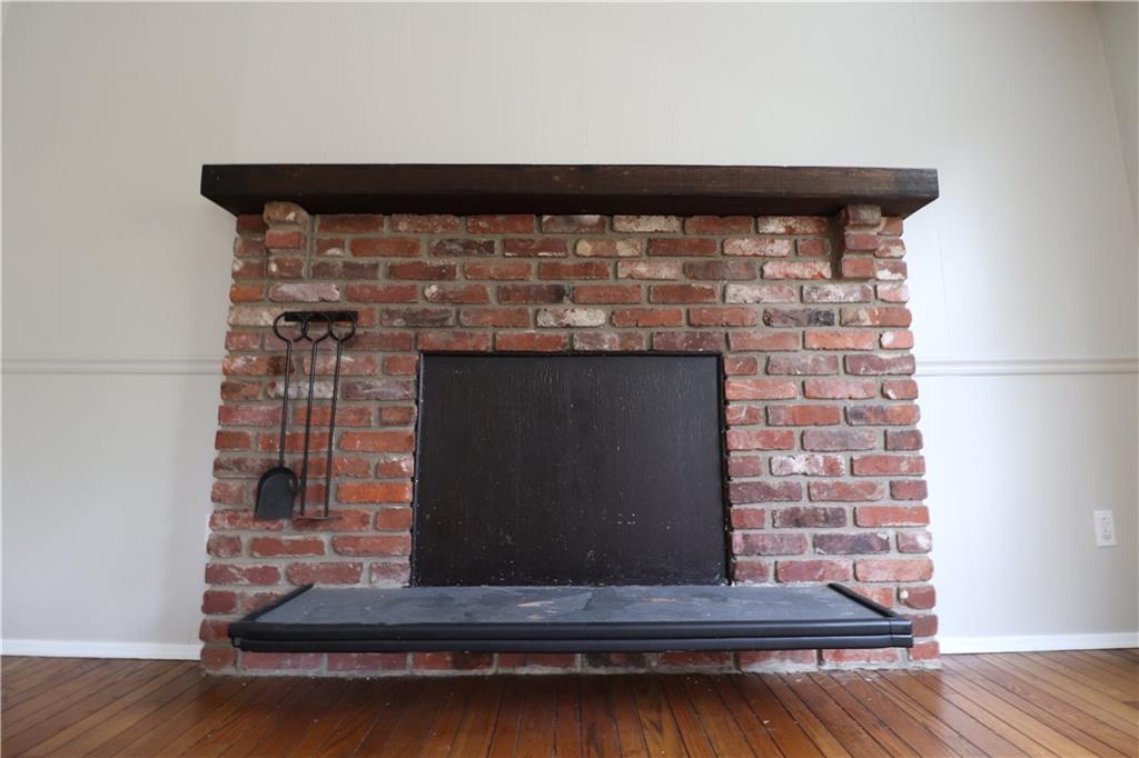 164 Friar Lane McMurray, PA 15317 - Photo 19 of 46 a room with fireplace
