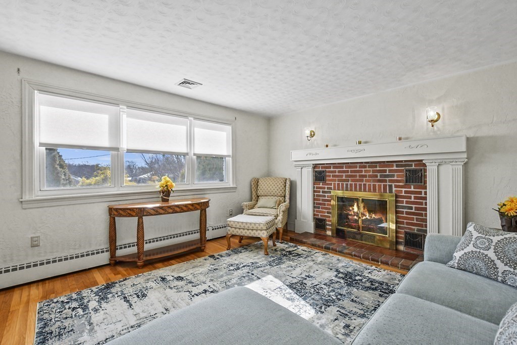 1 Jionzo Road Milford, MA 01757 - Photo 4 of 42 Gallery Image 4