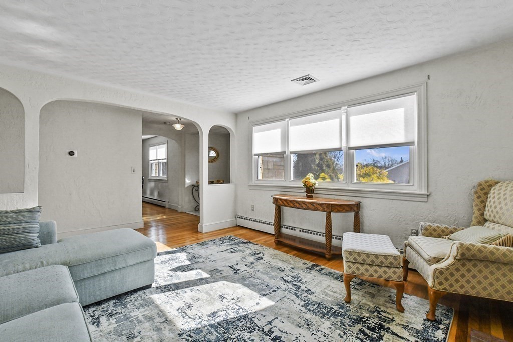 1 Jionzo Road Milford, MA 01757 - Photo 5 of 42 Gallery Image 5