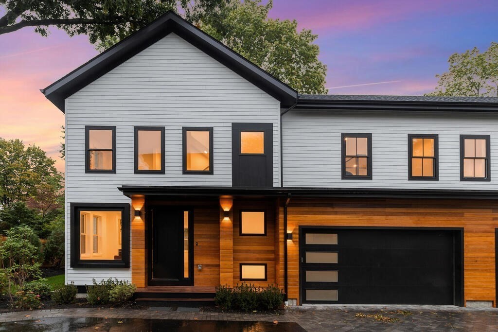 70 Walker Street, Unit 4 Newton, MA 02460 - Photo 34 of 35 a front view of a house