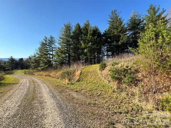 $219,000 | 24 Dream Valley Drive, Unit 24, Clyde, NC 28721