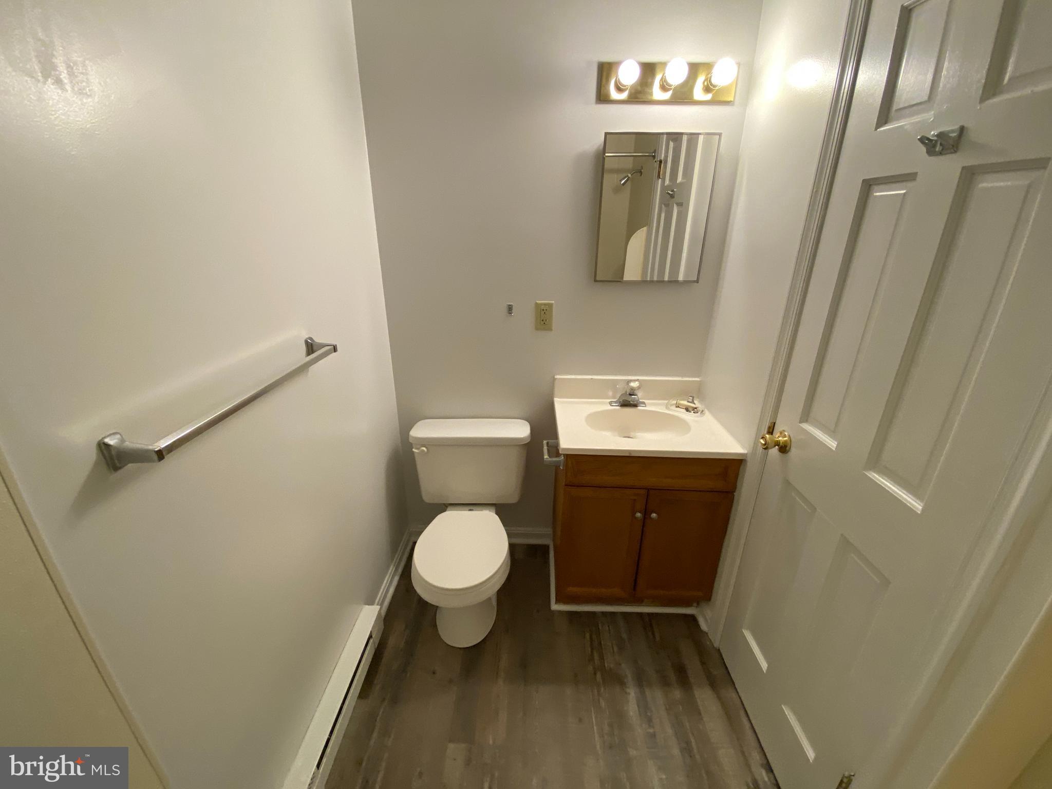 25 South Pitt Street, Unit 4 Carlisle, PA 17013 - Photo 7 of 8