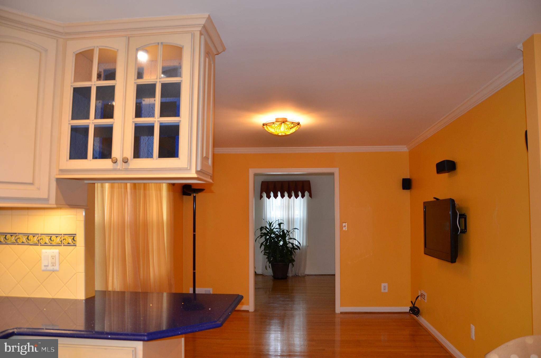 2016 Gatewood Place Silver Spring, MD 20903 - Photo 11 of 42