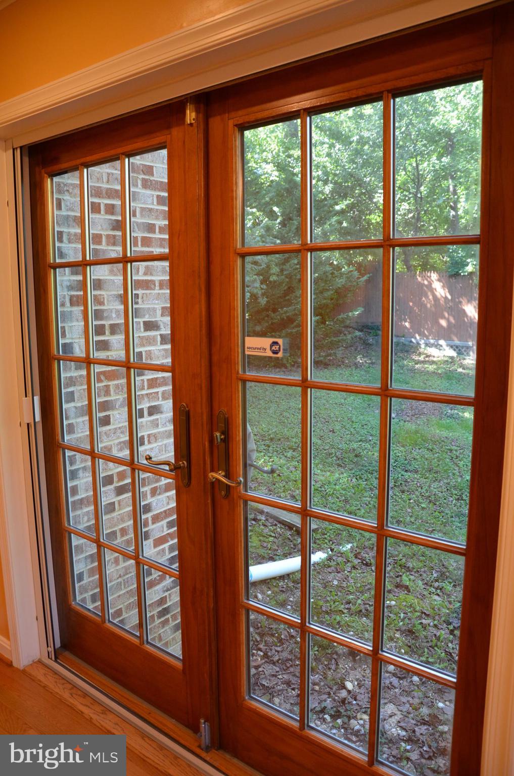 2016 Gatewood Place Silver Spring, MD 20903 - Photo 16 of 42