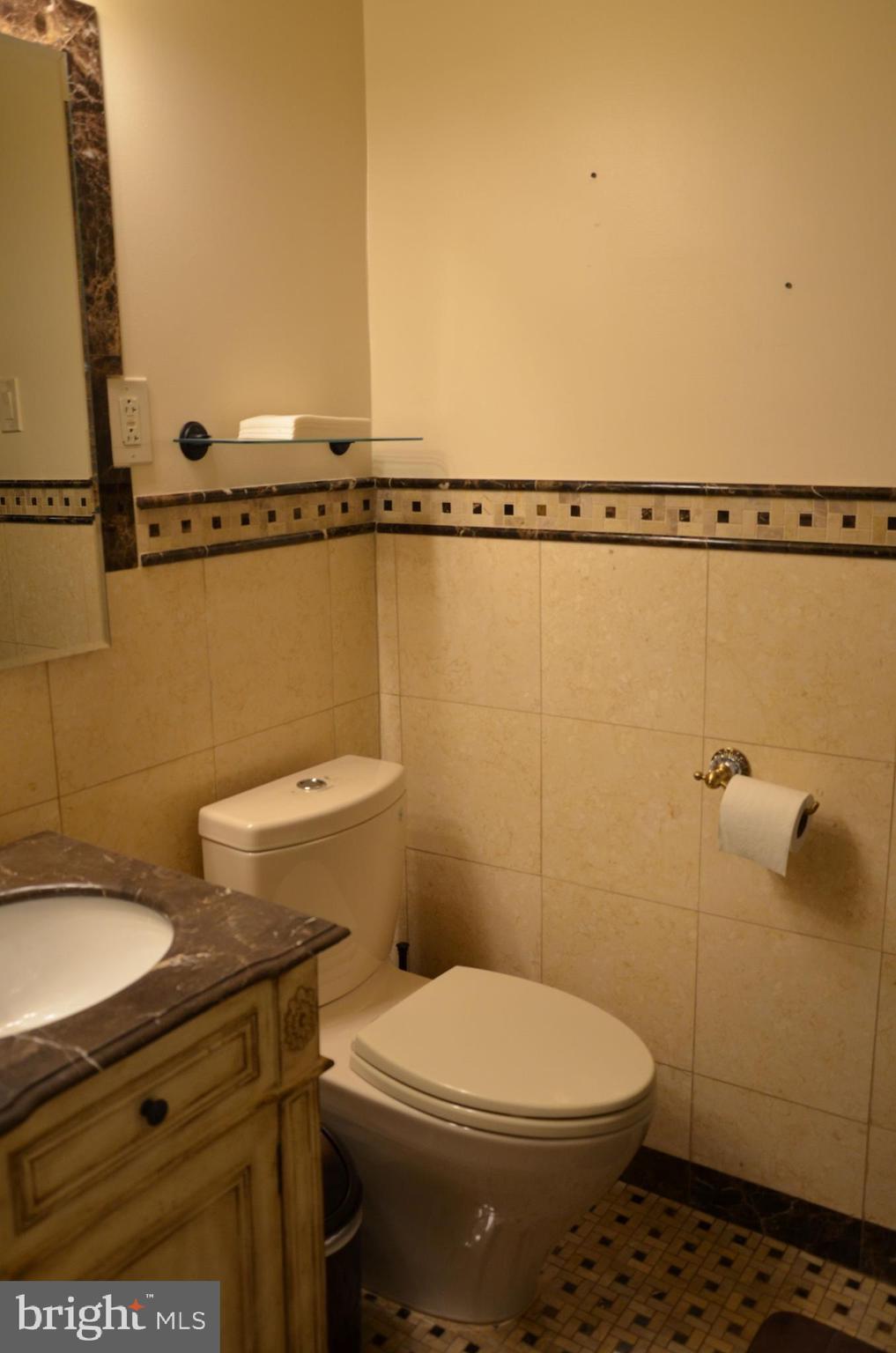 2016 Gatewood Place Silver Spring, MD 20903 - Photo 33 of 42