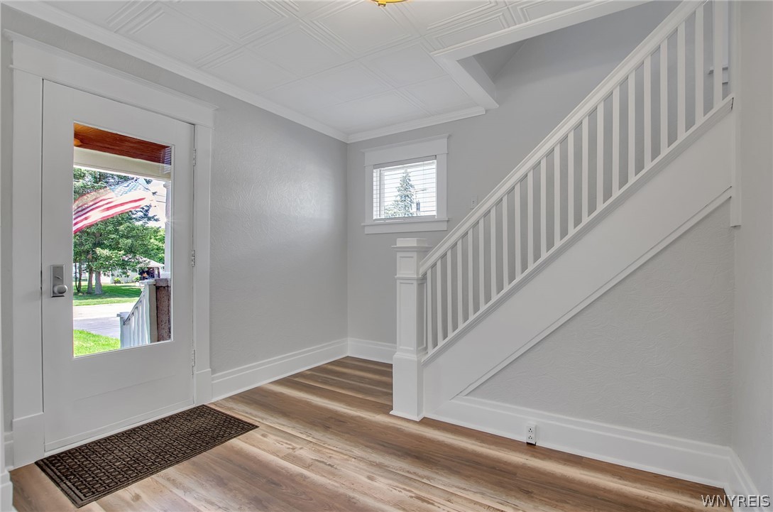 7043 Maple Road Alabama, NY 14013 - Photo 6 of 50 Staircase