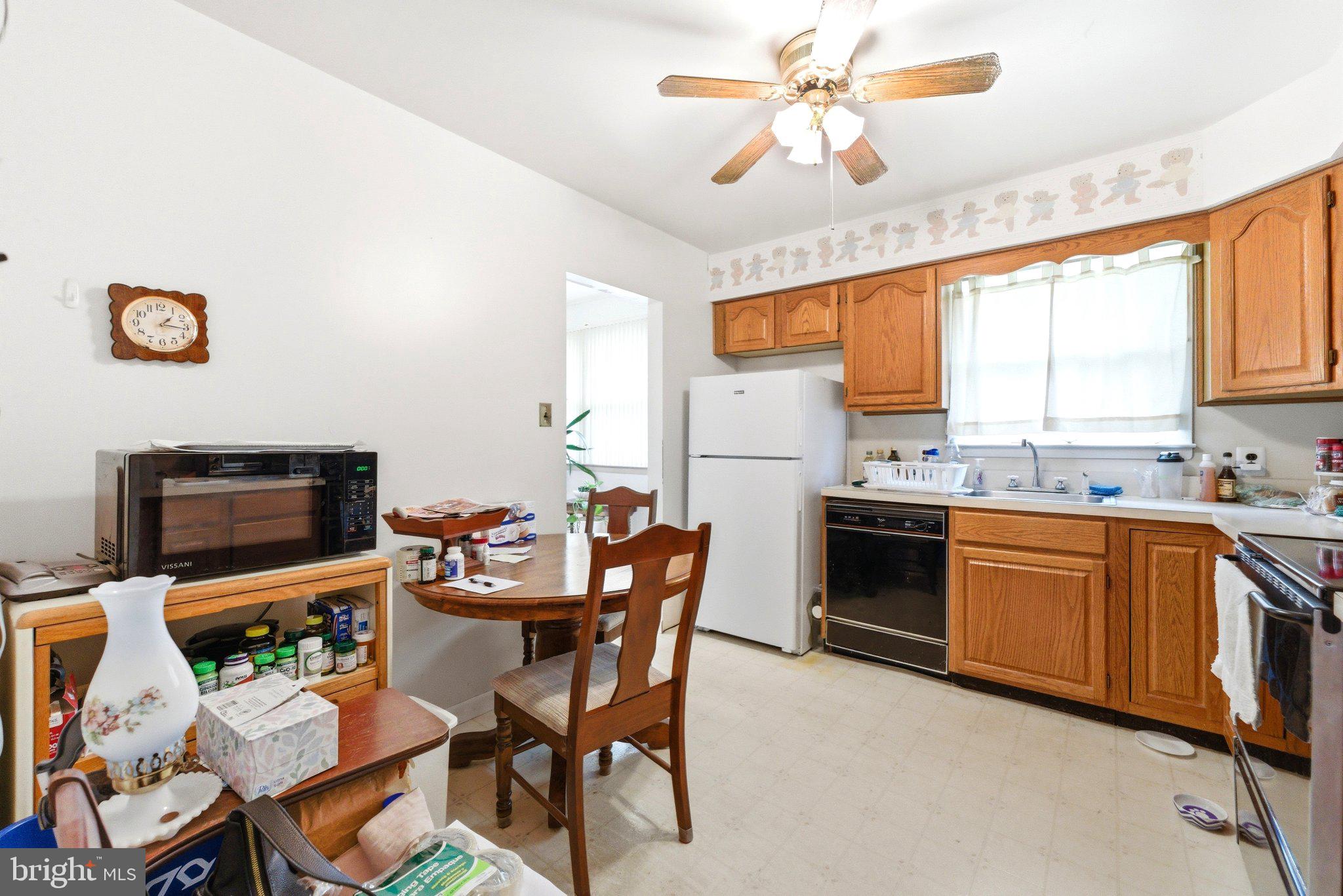 327 Sykesville Road Williamstown, NJ 08094 - Photo 8 of 27