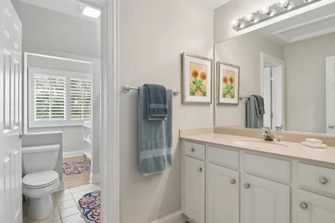 $1,299,000 | 672 Balmoral Court, Lake Forest, IL 60045