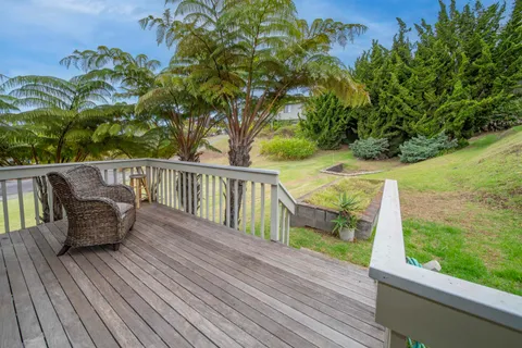 $1,525,000 | 24 Palena Place, Kula, HI 96790