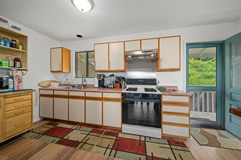 $1,525,000 | 24 Palena Place, Kula, HI 96790