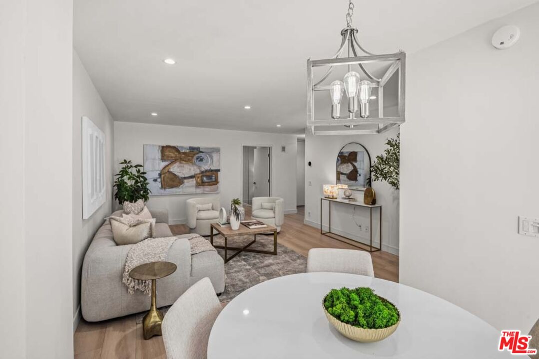 10747 Wilshire Boulevard, Unit 806 Los Angeles, CA 90024 - Photo 12 of 34