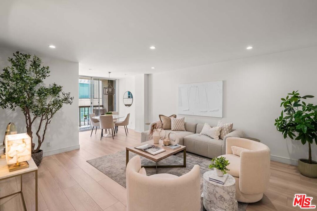 10747 Wilshire Boulevard, Unit 806 Los Angeles, CA 90024 - Photo 7 of 34