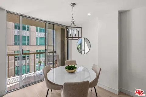 $695,000 | 10747 Wilshire Boulevard, Unit 806, Los Angeles, CA 90024