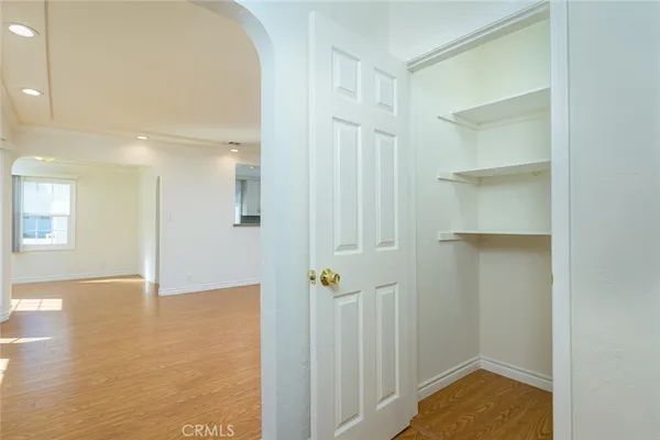 $4,400 | 2111 North Verdugo Road, Glendale, CA 91208