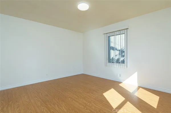 $4,400 | 2111 North Verdugo Road, Glendale, CA 91208