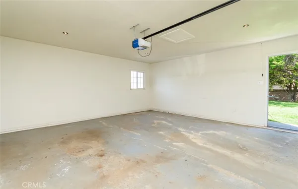 $4,400 | 2111 North Verdugo Road, Glendale, CA 91208