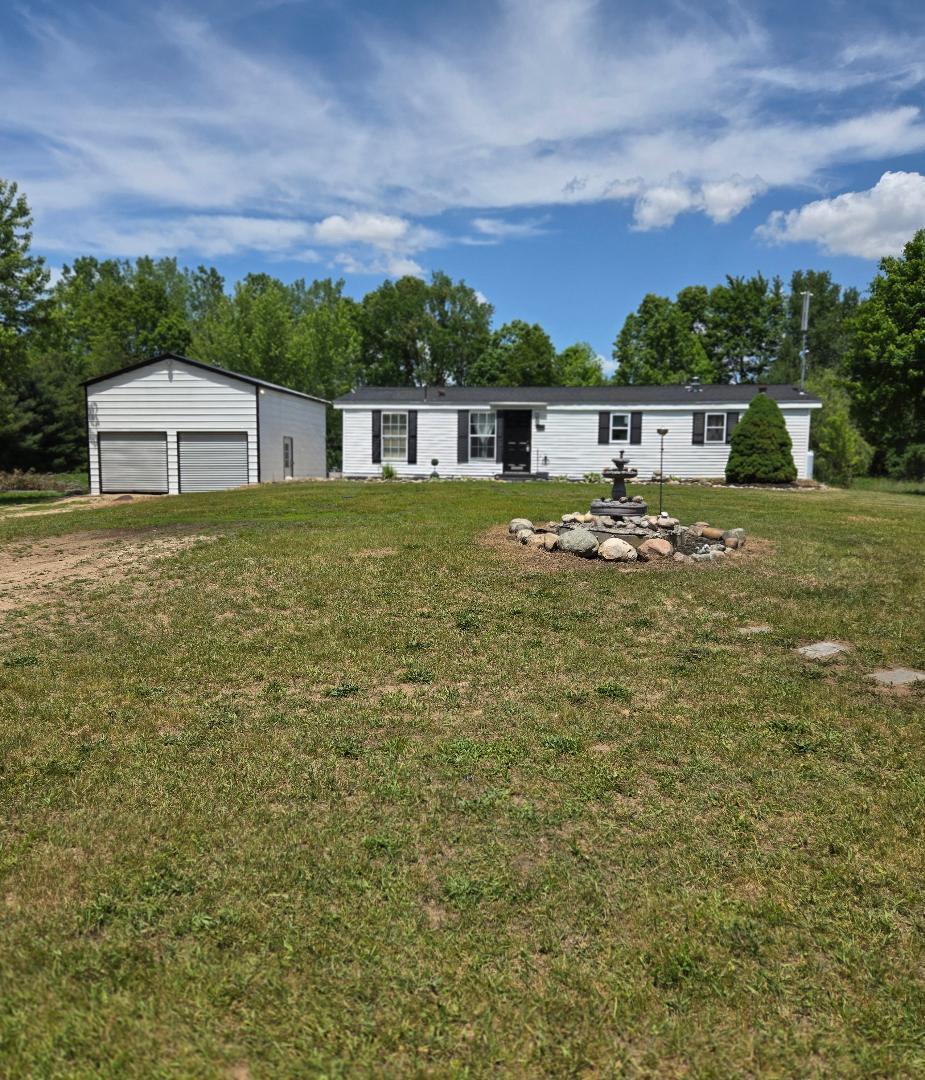 475 Tyler Road Wayland, MI 49348 - Photo 2 of 40 ty-19