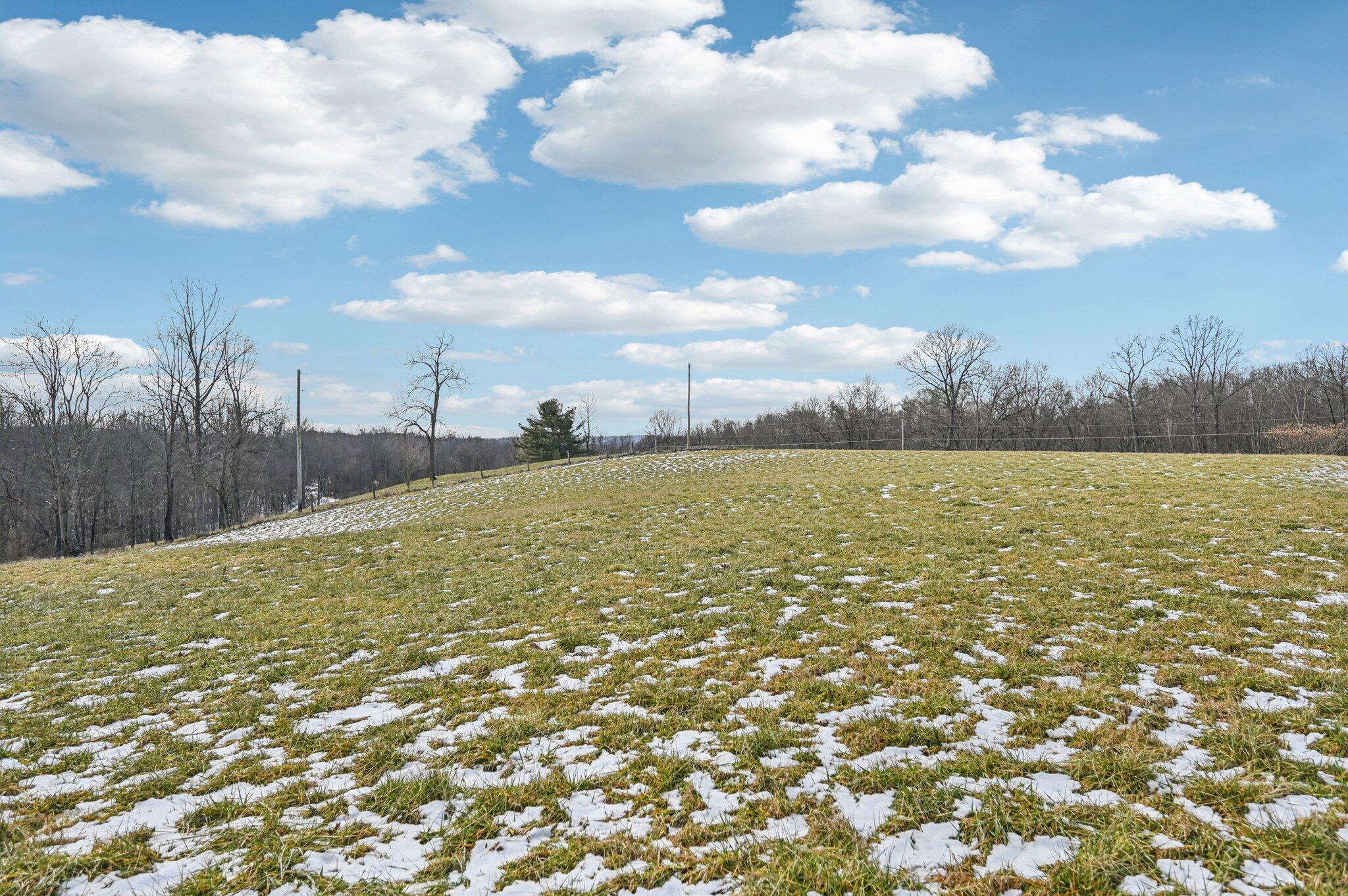3100 Durant Road Zanesville, OH 43701 - Photo 34 of 48 View from back