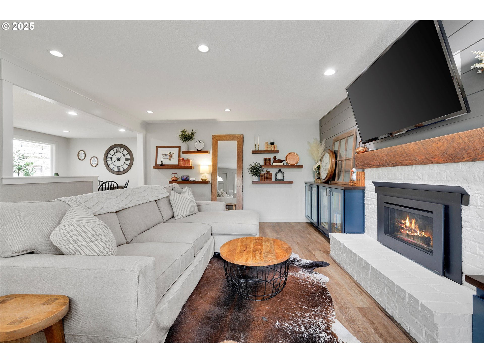 16380 South Stoltz Road Oregon City, OR 97045 - Photo 6 of 41 Gallery Image 6