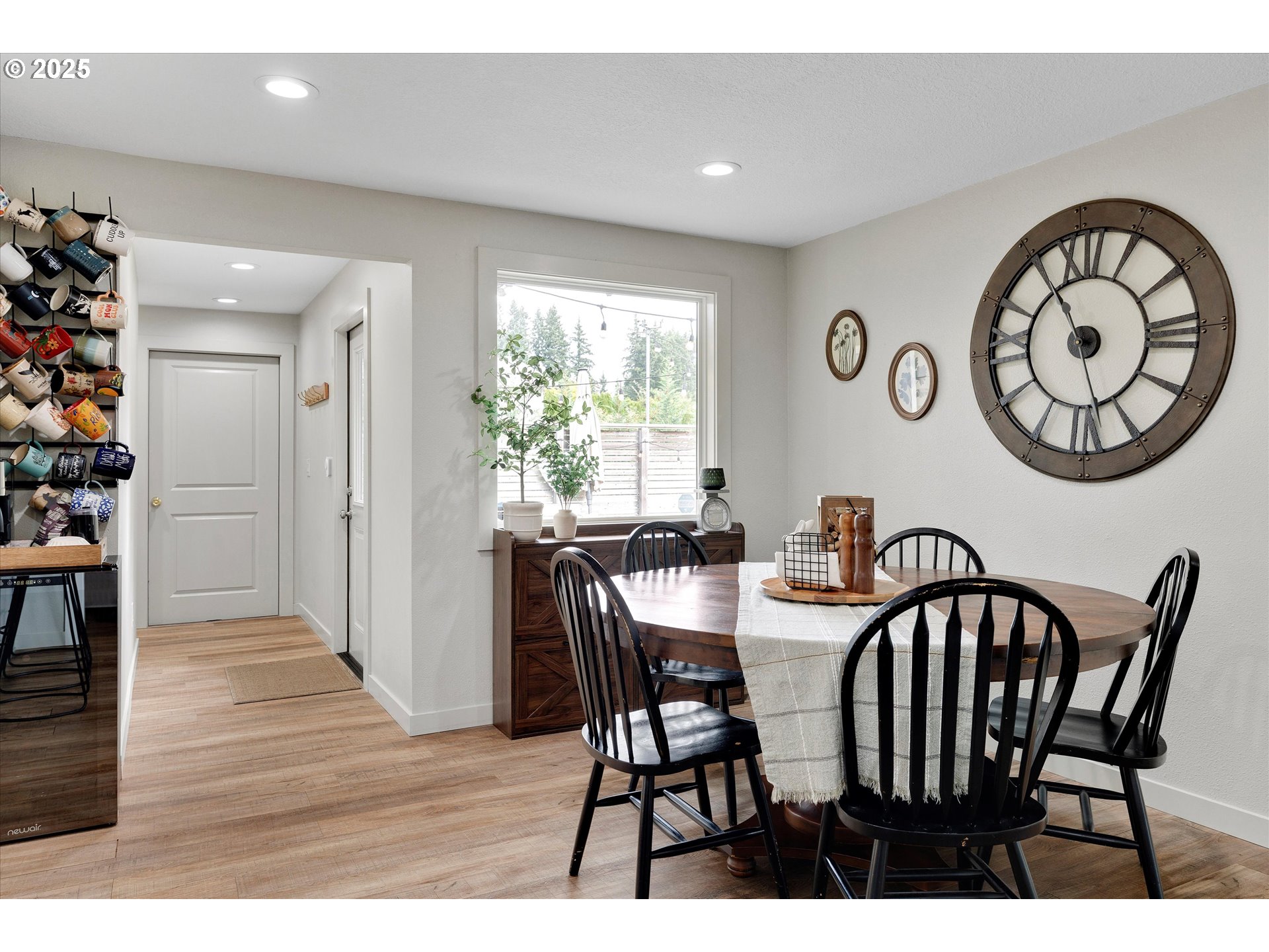 16380 South Stoltz Road Oregon City, OR 97045 - Photo 9 of 41 Gallery Image 9