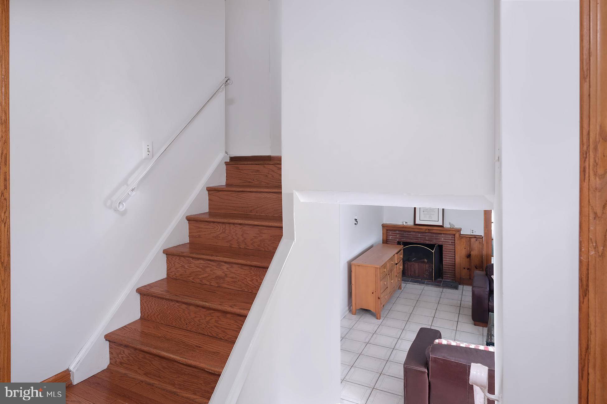 2 Cleveland Road West Princeton, NJ 08540 - Photo 4 of 24