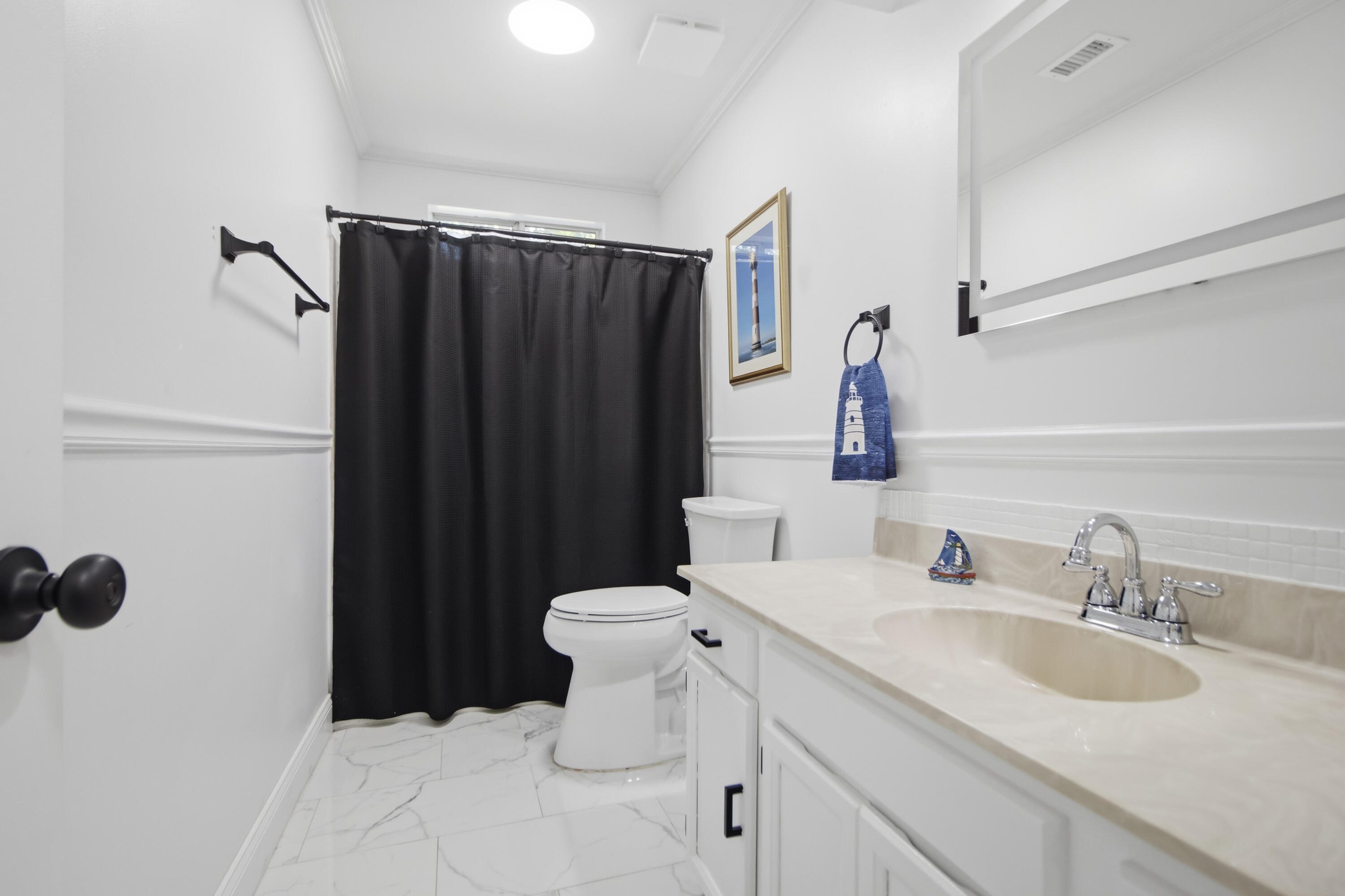 300 Spring Hill Lane Mount Pleasant, SC 29464 - Photo 13 of 21 Bathroom