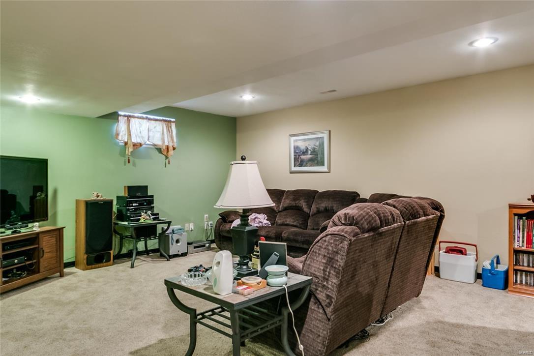 6060 Monarch Crossing Waterloo, IL 62298 - Photo 32 of 44