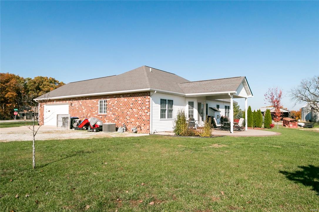 6060 Monarch Crossing Waterloo, IL 62298 - Photo 40 of 44