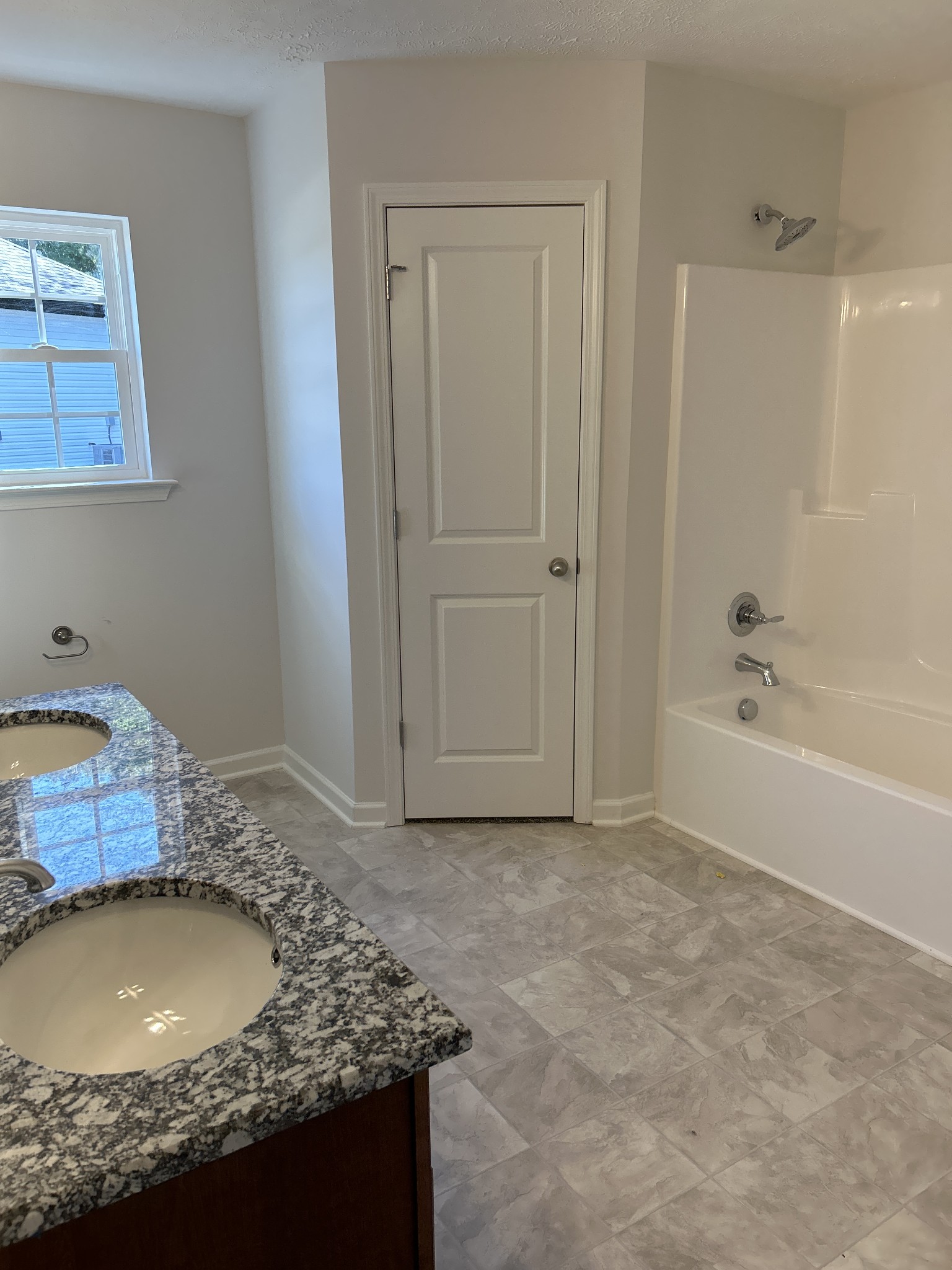 171 Timber Circle Manchester, TN 37355 - Photo 4 of 10 Gallery Image 4