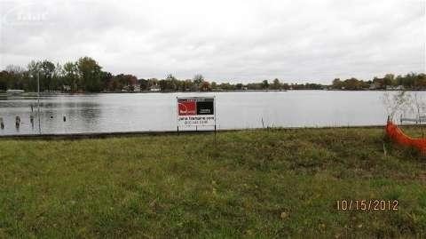 2168 South Long Lake Road Fenton, MI 48430 - Photo 3 of 8 20314826-2.JPG