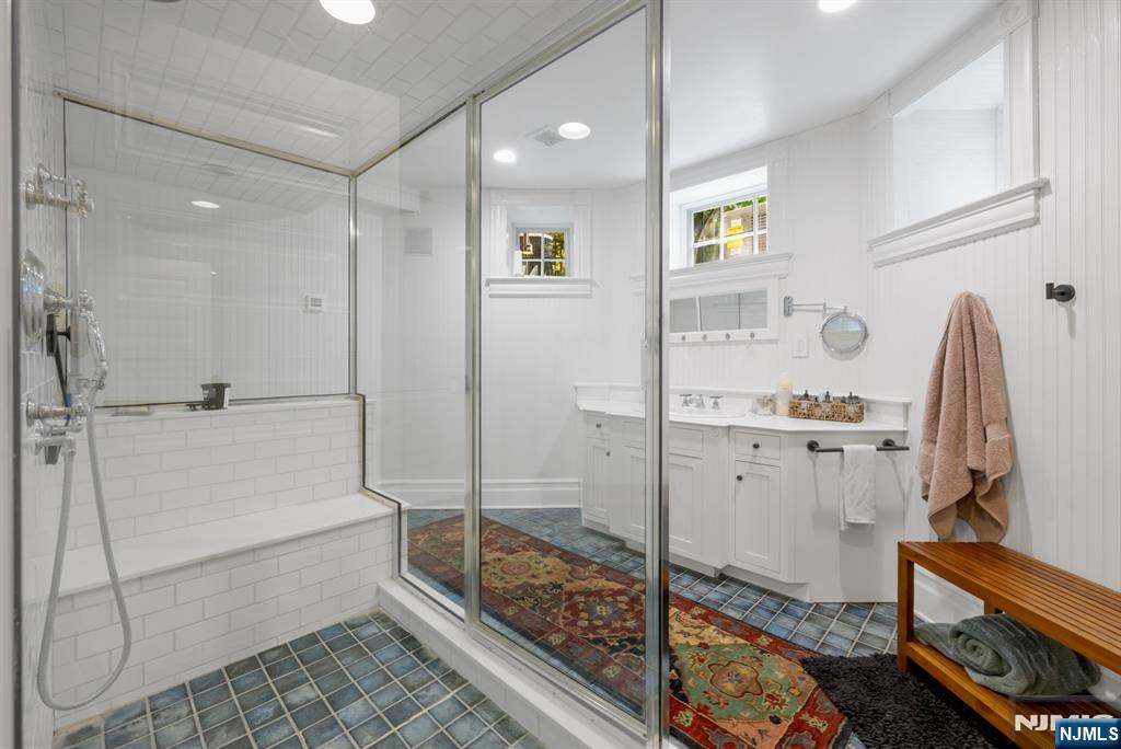 640 East Ridgewood Avenue Ridgewood, NJ 07450 - Photo 41 of 50