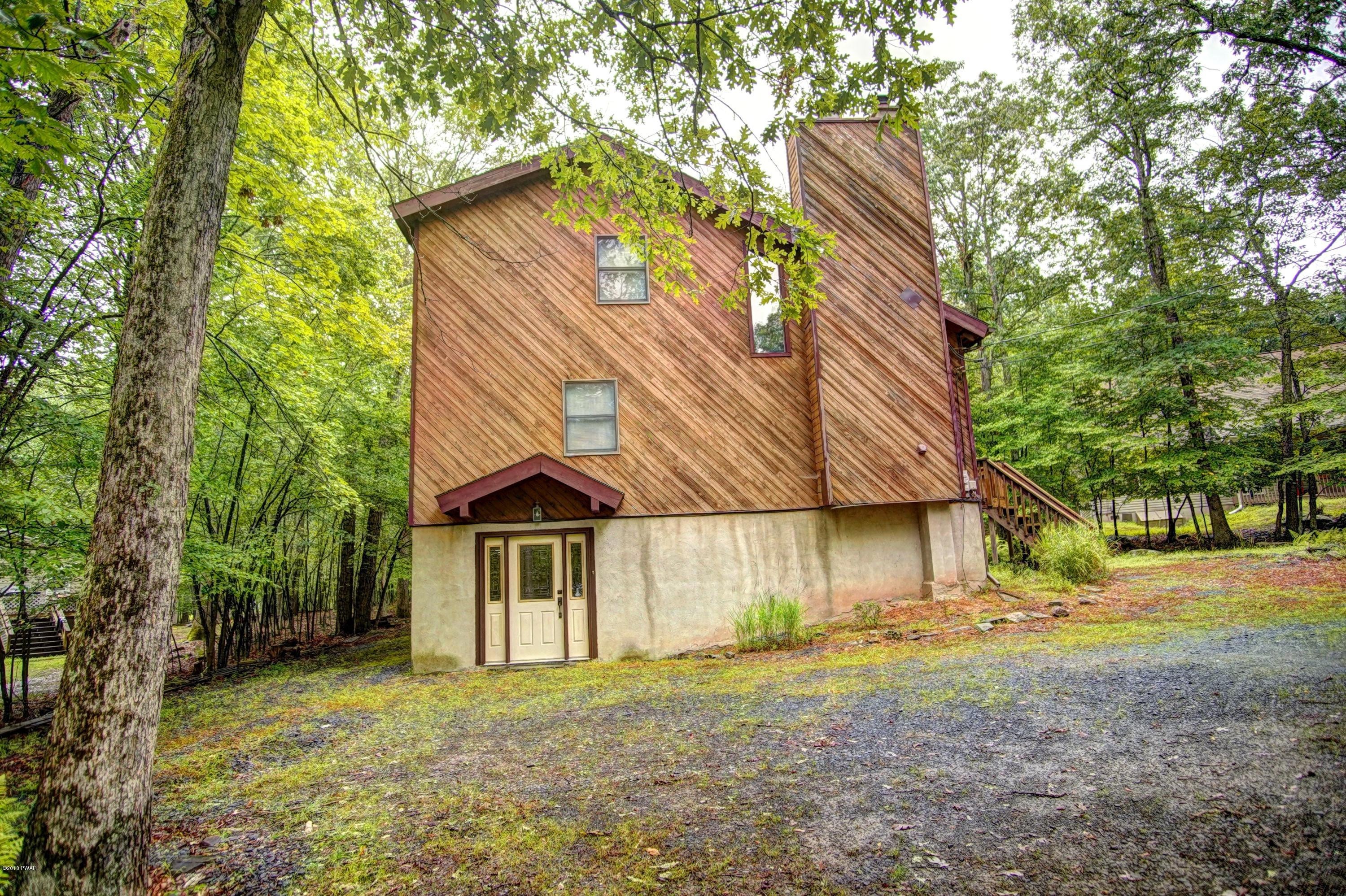 181 Tanager Road Lackawaxen, PA 18435 - Photo 3 of 29 Front