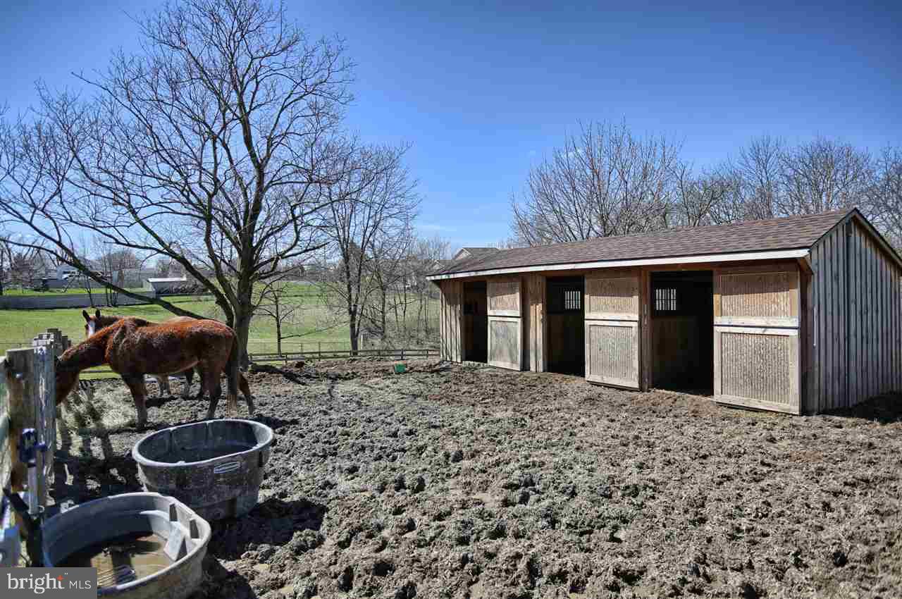703 Laudermilch Road Hummelstown, PA 17036 - Photo 2 of 25 Gallery Image 2