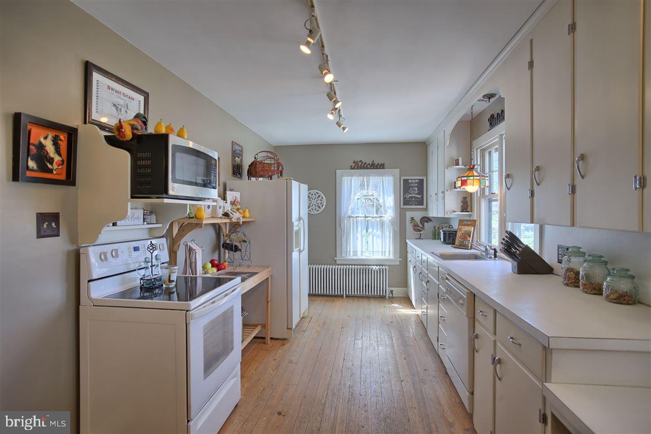 703 Laudermilch Road Hummelstown, PA 17036 - Photo 9 of 25 Gallery Image 9