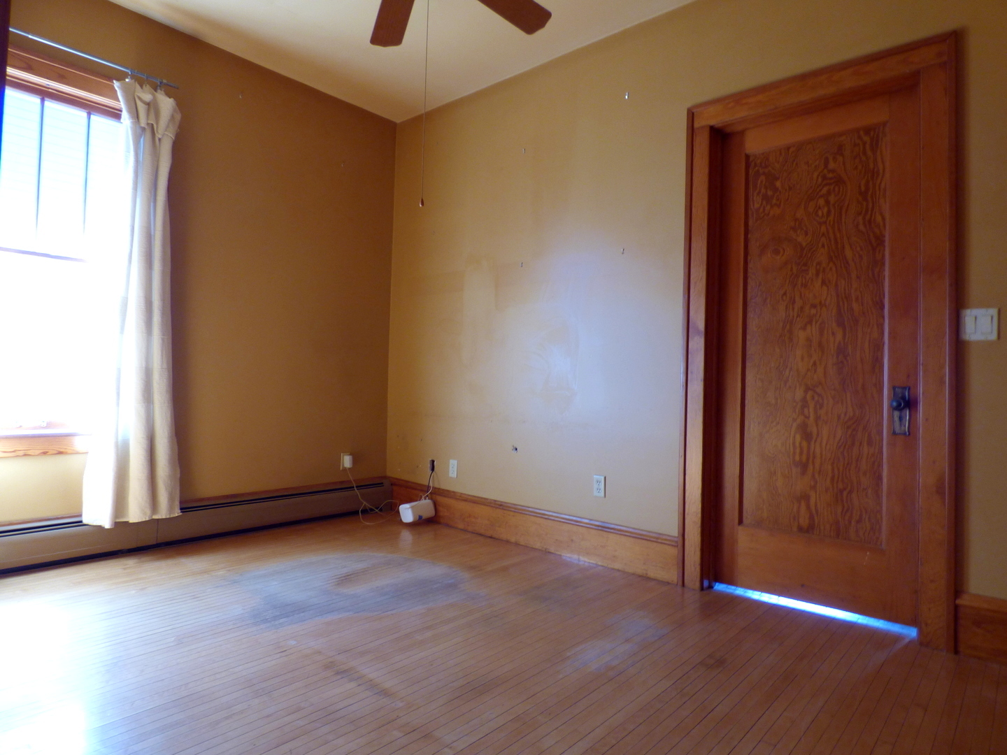 121 Monroe Street Elgin, IL 60123 - Photo 14 of 33