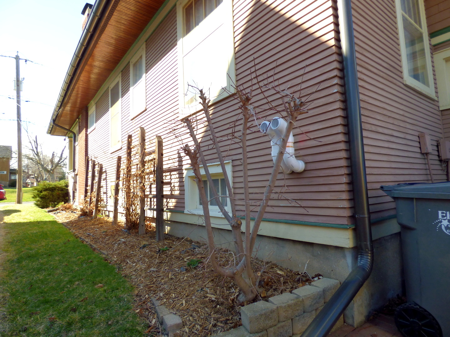 121 Monroe Street Elgin, IL 60123 - Photo 32 of 33