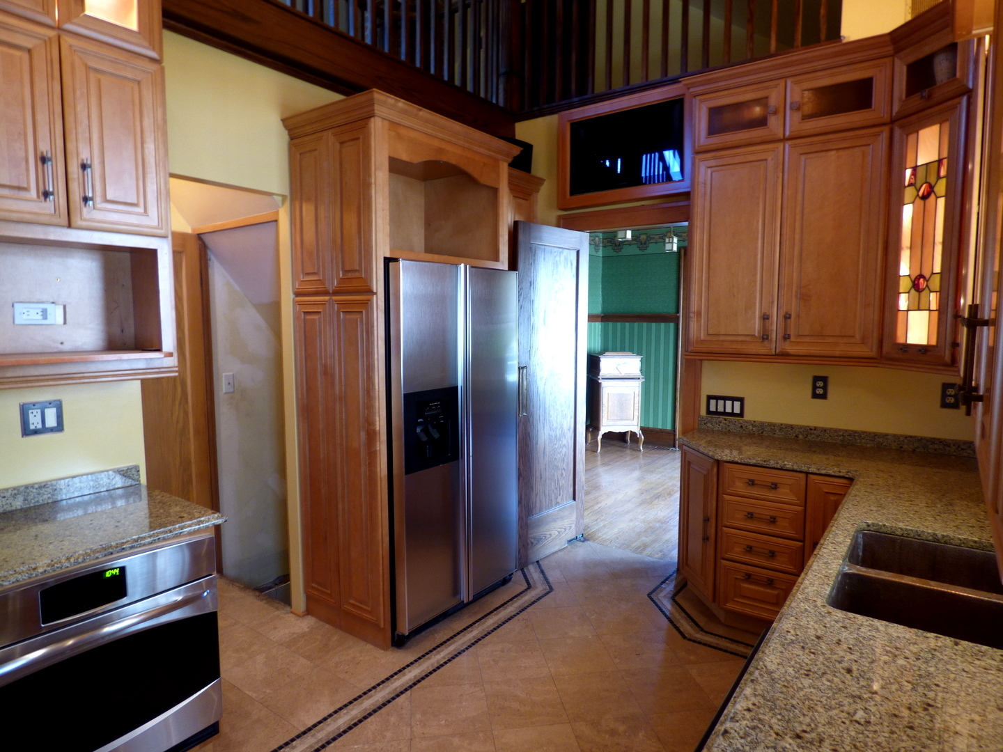 121 Monroe Street Elgin, IL 60123 - Photo 10 of 33