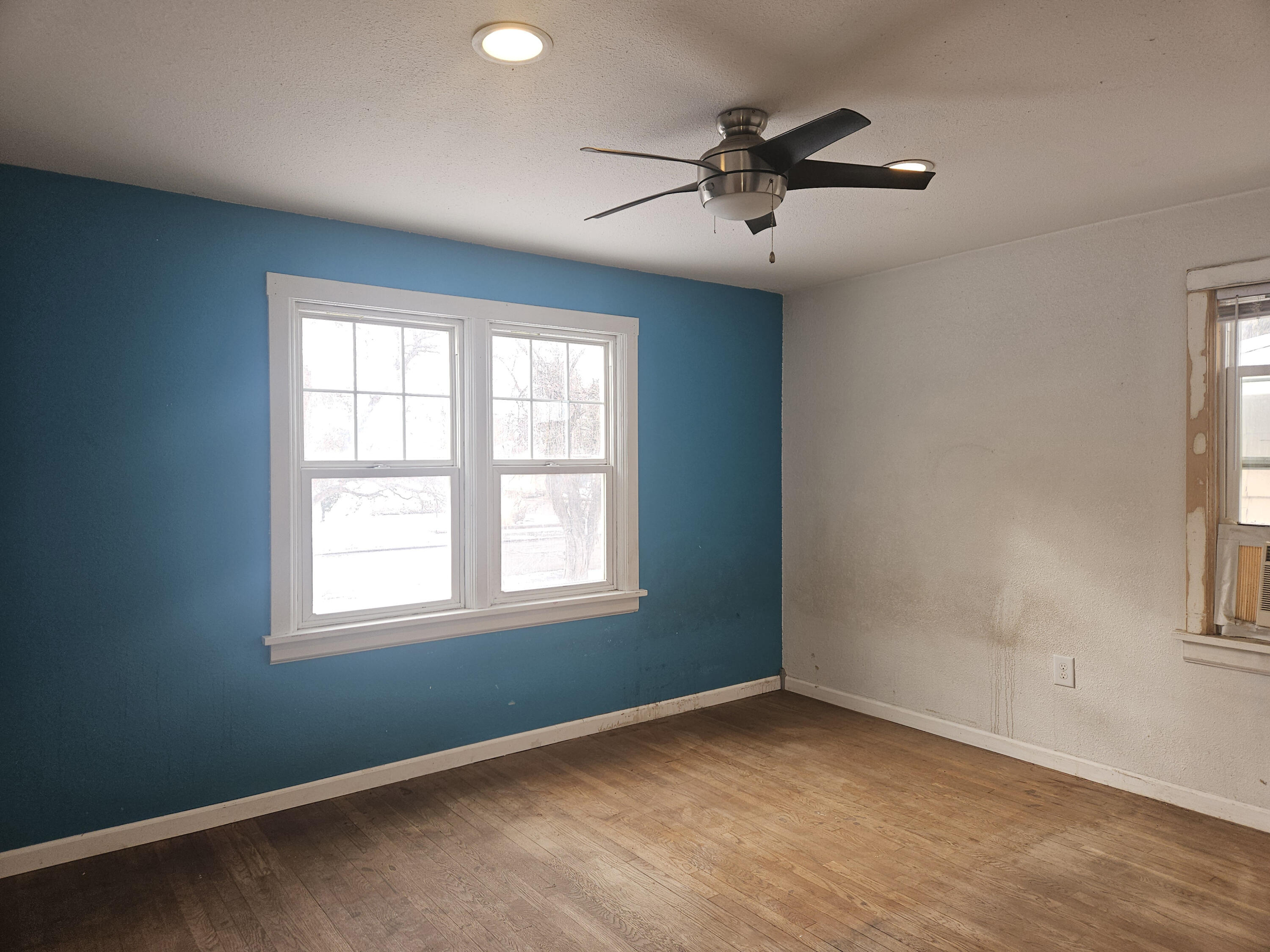 413 South H Street Lakeview, OR 97630 - Photo 11 of 17 11. Bedroom 2