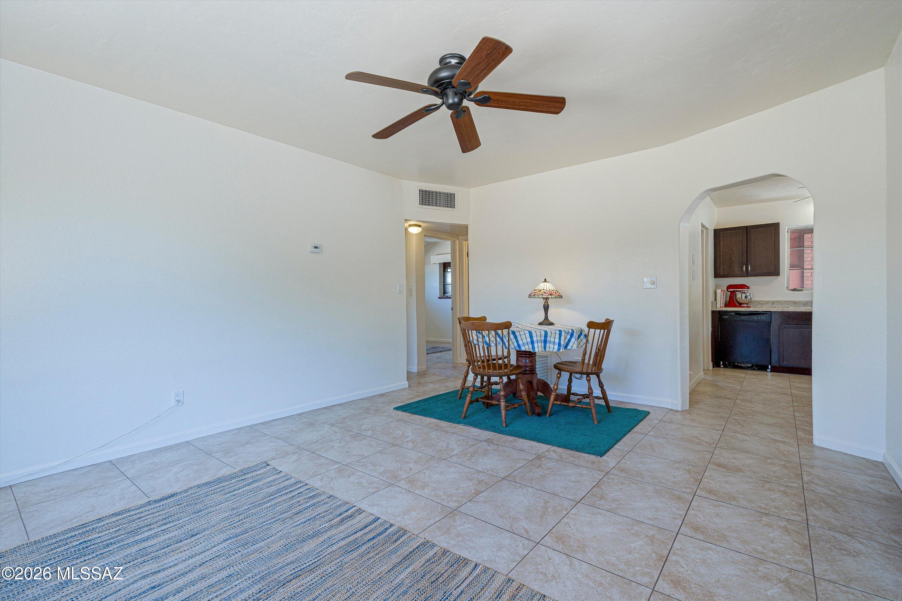 2451 North Richey Boulevard Tucson, AZ 85716 - Photo 11 of 24 Spacious + open yet private = check plus plus!