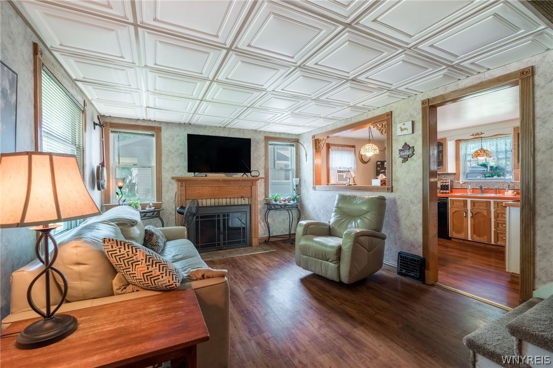 4430 Harris Hill Road Clarence, NY 14221 - Photo 7 of 28