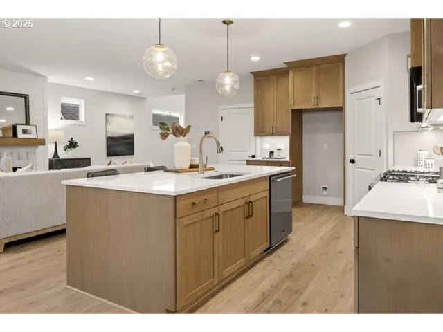 $779,000 | 15650 Southwest Missouri Avenue, Tigard, OR 97224