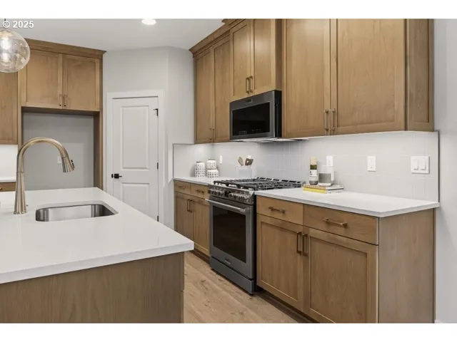 $779,000 | 15650 Southwest Missouri Avenue, Tigard, OR 97224