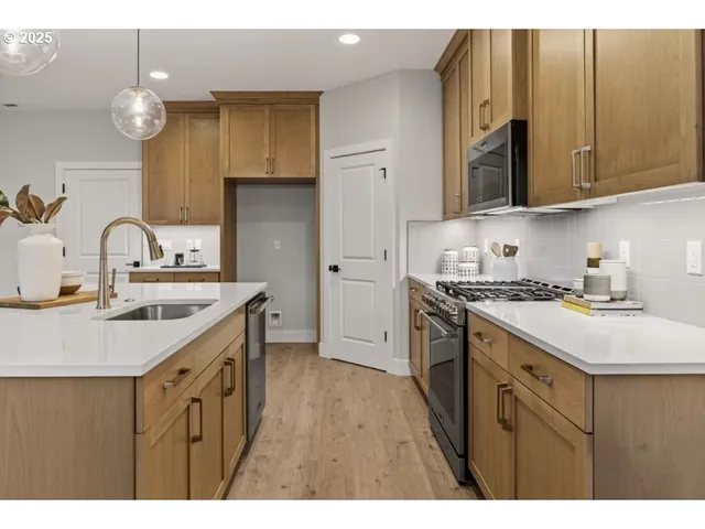 $779,000 | 15650 Southwest Missouri Avenue, Tigard, OR 97224