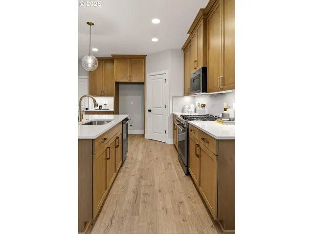 $779,000 | 15650 Southwest Missouri Avenue, Tigard, OR 97224