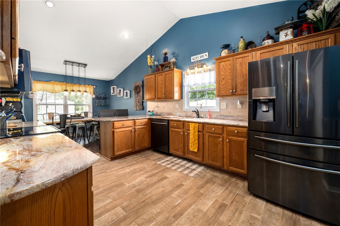 408 Chetola Road Seneca, SC 29672 - Photo 8 of 37 Gallery Image 8