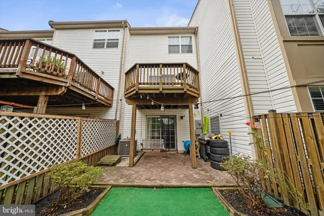 $440,000 | 10524 Falkirk Way, Manassas, VA 20109