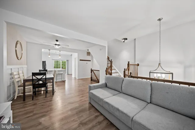 $440,000 | 10524 Falkirk Way, Manassas, VA 20109