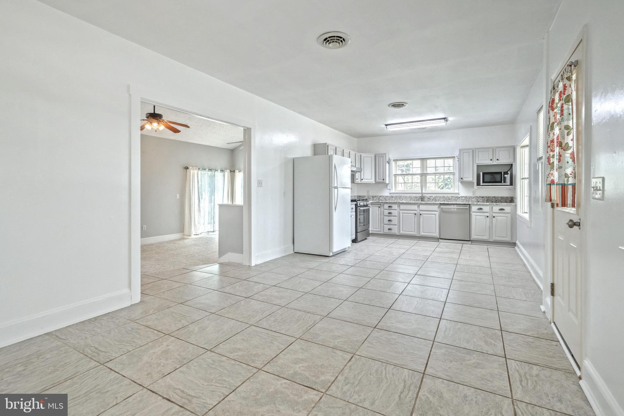4962 Swamp Road Felton, PA 17322 - Photo 9 of 36 Gallery Image 9
