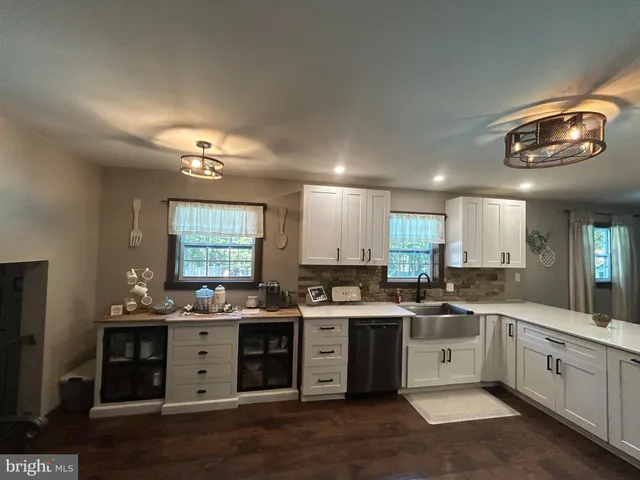 $403,999 | 1010 North Green Street, McAdoo, PA 18237